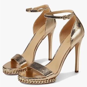 Michael Kors Jordyn Chain platform heels. Size 8. Worn once. Gold.